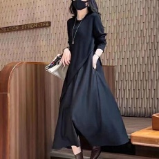 批发纯黑色法式显瘦长袖拼接假两件<b class='q'>连衣裙</b>女秋季新款圆领不规则设计