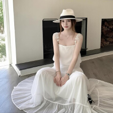 批发珍珠吊带/双层蕾丝半裙<b class='q'>套装</b>