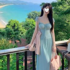 批发一字肩抹胸<b class='q'>挂</b><b class='q'>脖</b><b class='q'>连衣裙</b>女夏季海边度假风裙子纯欲收腰超仙a字长裙