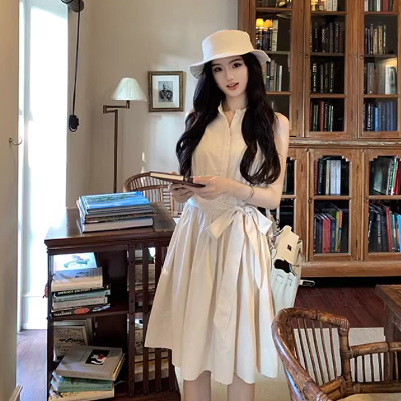 famouswang 봄 새로운 품격 오래된 돈 천 골드 센스 나비 넥타이 민소매 셔츠 드레스 중간 스커트