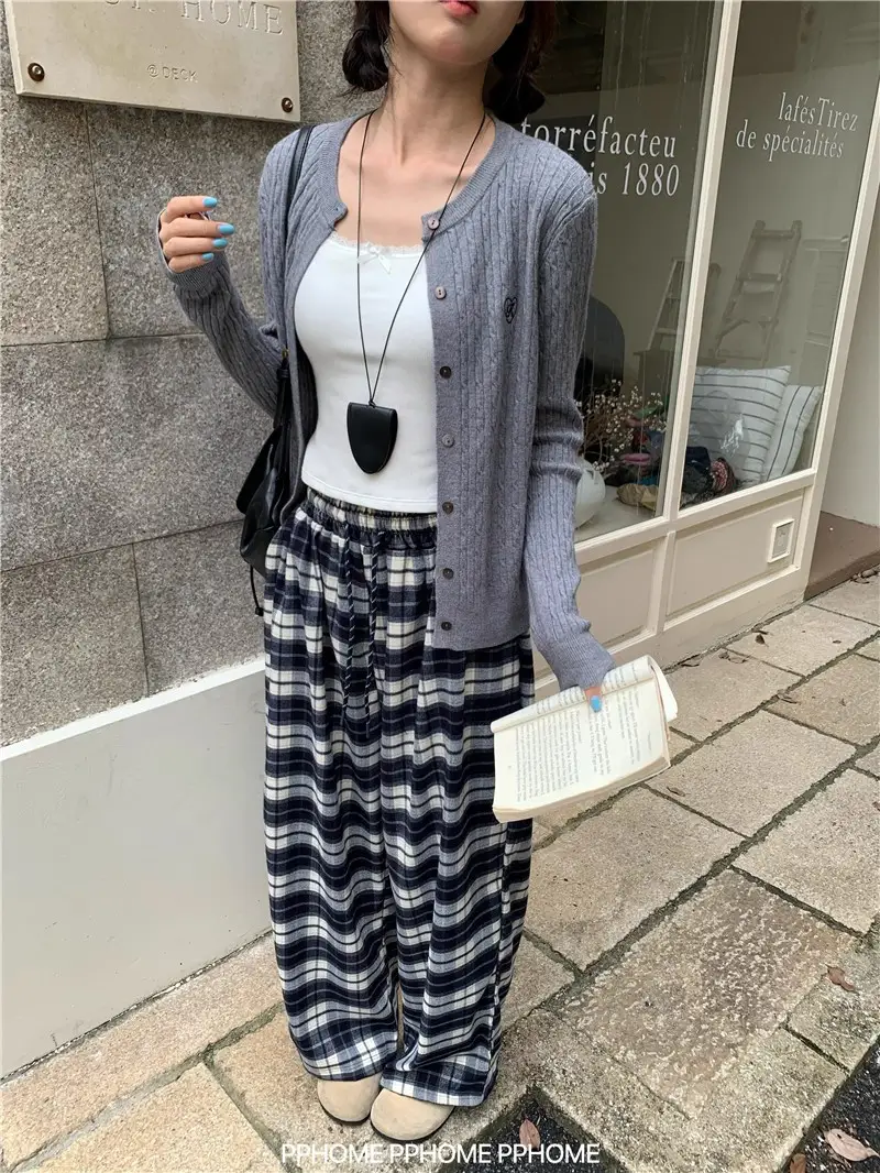 꽈배기 라운드넥 가디건 상세 이미지 26