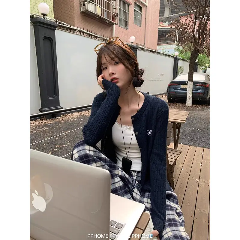 꽈배기 라운드넥 가디건 상세 이미지 34