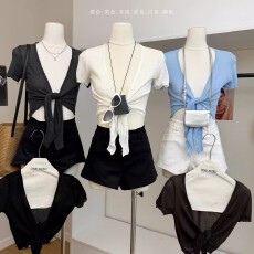 批发广州十三行<b class='q'>女</b>装2026夏款浅蓝色冰丝针织短袖开衫绑带收腰显瘦上衣