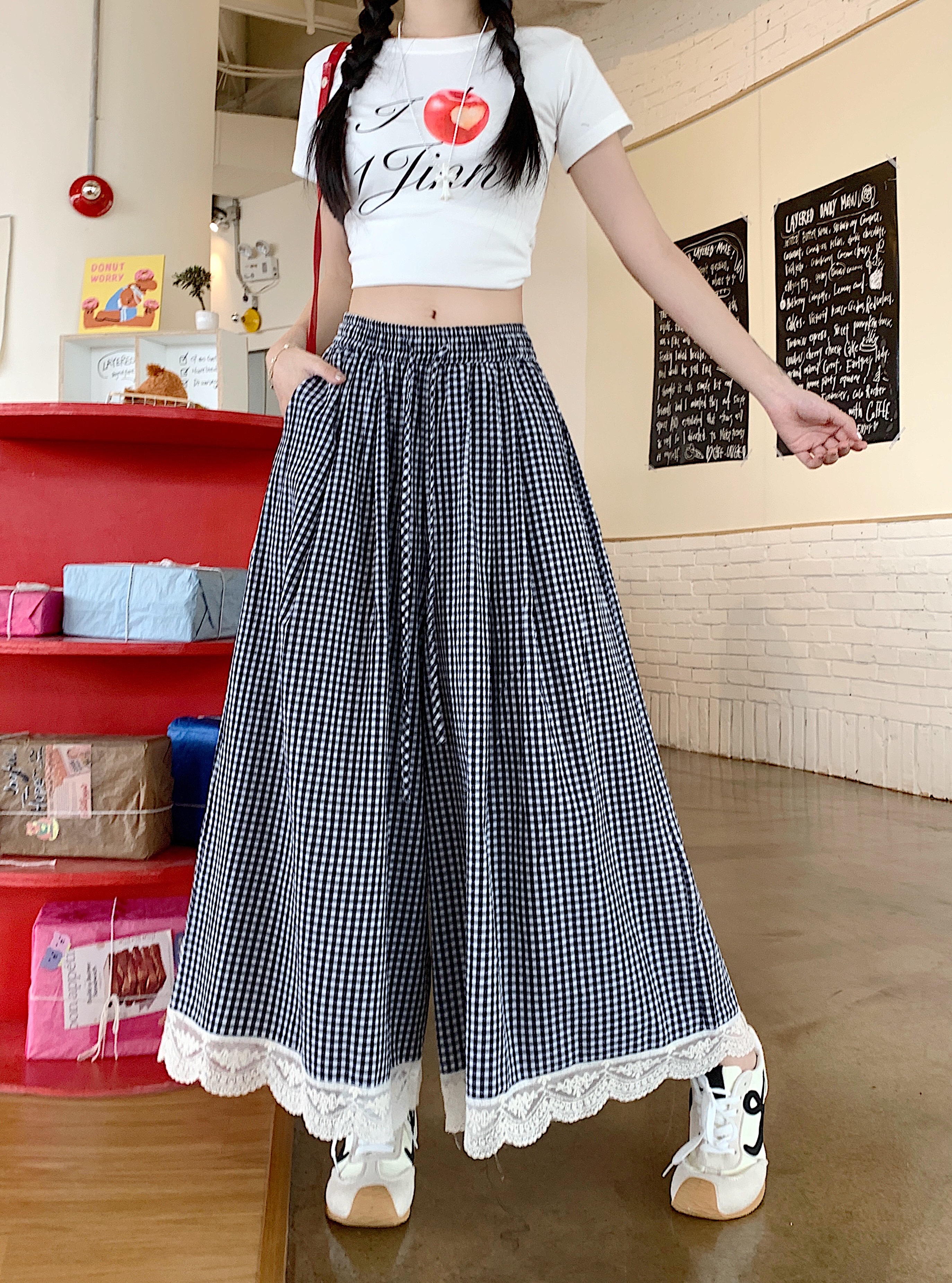 FA36537# 蕾丝花边格纹休闲裤女夏高腰垂感阔腿裤裙宽松小个子九分裤 服裝批發女裝批發服飾貨源