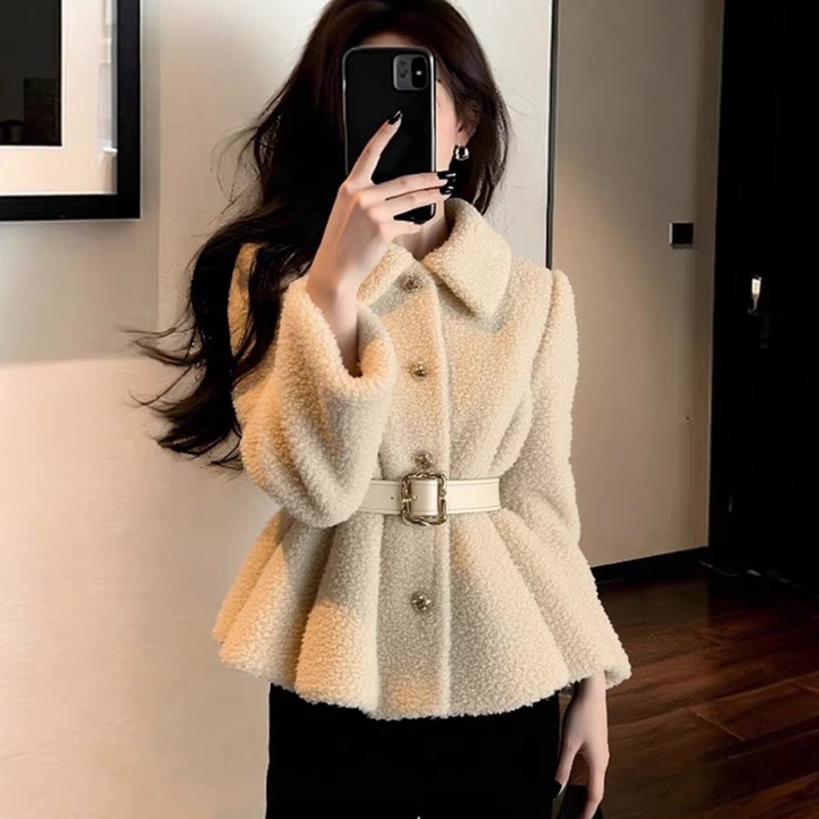 MY15008# 卡其色毛毛外套新款冬时髦洋气高端气质保暖小香风上衣厚女裝...