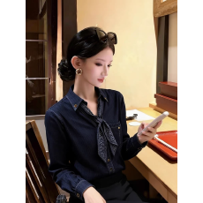 批发复古港风蓝色牛仔衬衫女2026春季设计感小众气质高端法式小资上衣