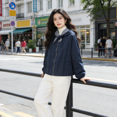 批发商城货三标齐全+数据爆款+千件备货 2026春<b class='q'>夏</b>季独圆领夹克短外套