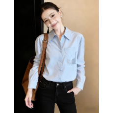 批发已量产+有货 2026春夏季条纹拼接<b class='q'>衬衫</b><b class='q'>长袖</b>轻通勤上衣早春蓝色<b class='q'>衬衣</b>