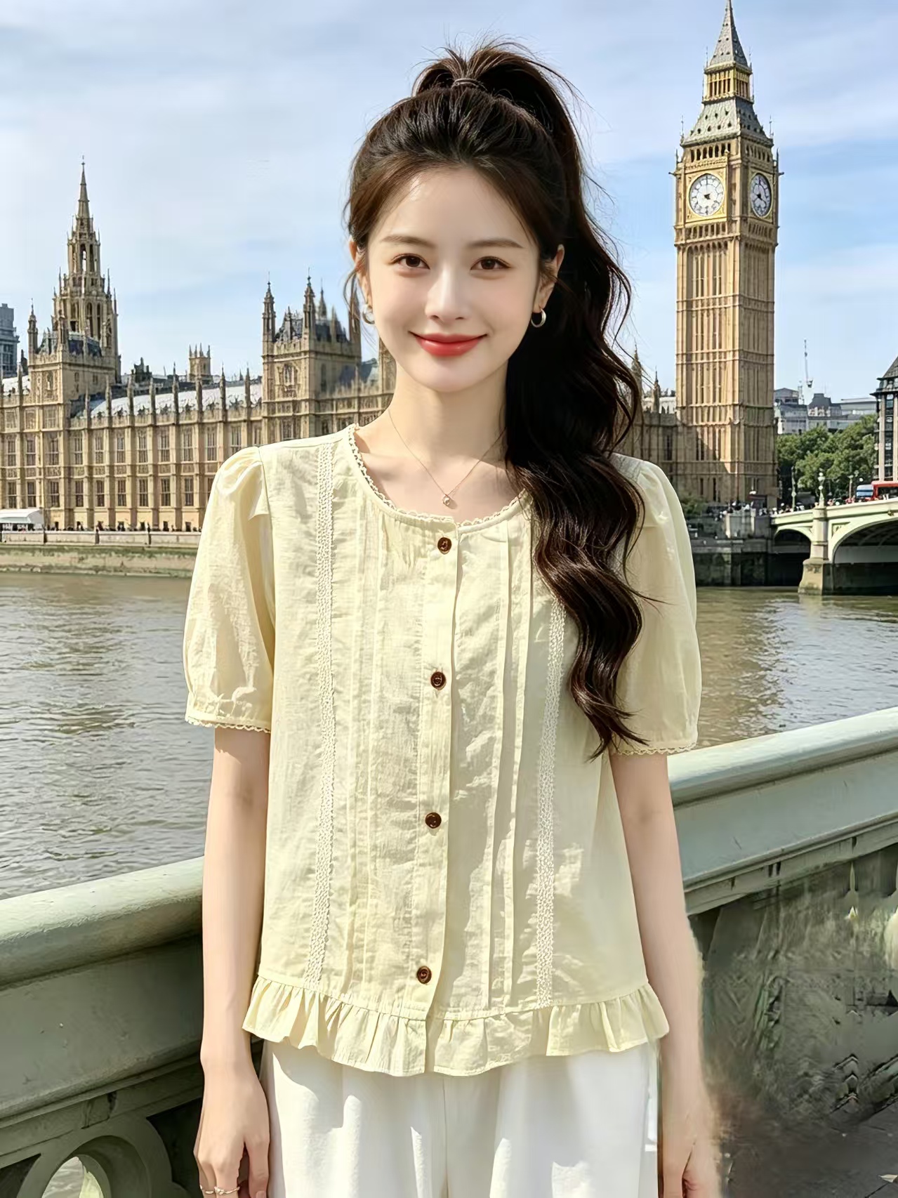 카운터 품질 2026 여름 새로운 한국 스타일 라운드 넥 패치워크 레이스 반팔 여성 셔츠 루즈핏 슬림해 보이는 다용도 맨위