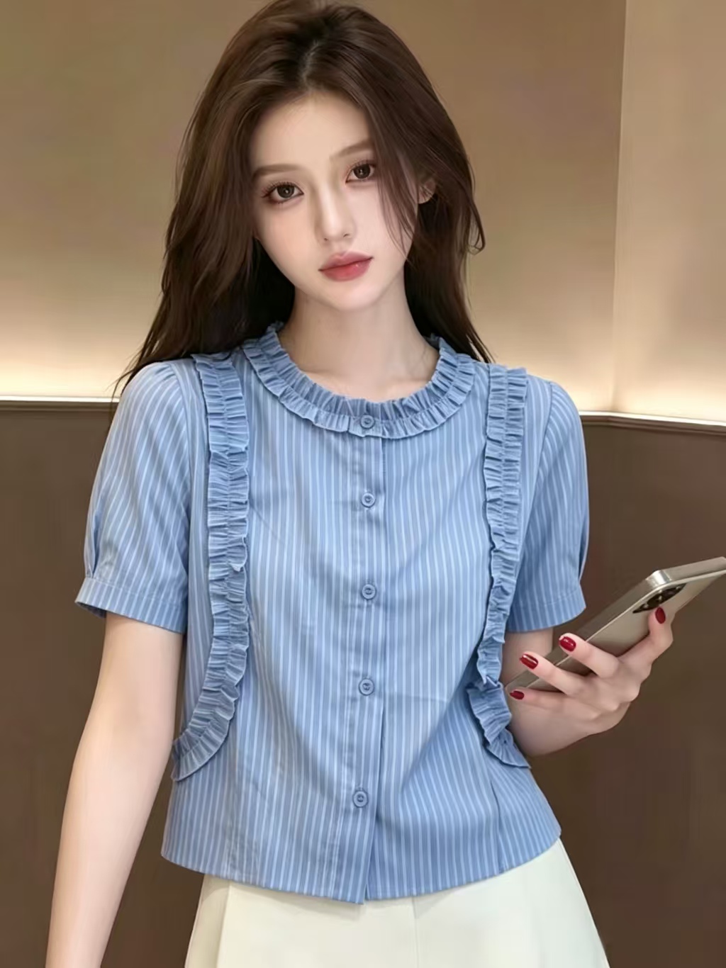 카운터 품질 2026 여름 새로운 고유 한 프릴 패치워크 라운드 넥 싱글 줄 버튼 세로 줄무늬 셔츠 여성 셔츠