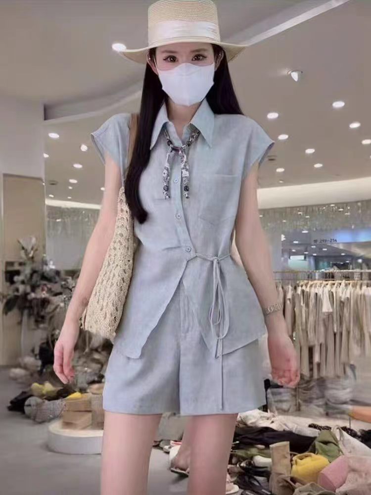카운터 품질 2026 여름 새로운 시징 샤오펑 홈 빛 럭셔리 품격 레이스업 허리 수축 넓은 발 반바지 투피스 세트