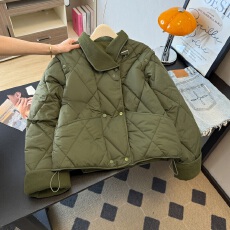 批发韩系独特超好看短款翻领棉服秋冬<b class='q'>宽松</b>时尚加厚保暖夹克休闲风上衣