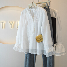 批发法式木耳边刺绣蕾丝衬衫女早春新款洋气减龄小衫<b class='q'>长袖</b>宽松雪纺上衣