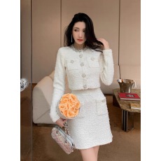 批发米白色长袖毛衣针织<b class='q'>外套</b>上衣弹力高腰半身短裙小香风气质两件套装