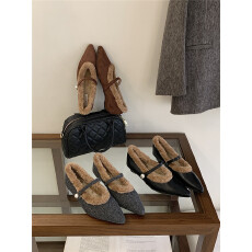 简约法式玛丽珍鞋2025冬季新款粗跟一字扣单鞋复古加毛保暖