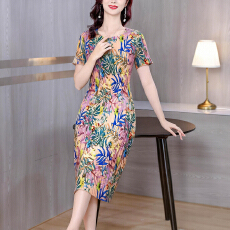 批发2026夏装新款<b class='q'>妈妈</b>装时尚<b class='q'>修身</b>显瘦<b class='q'>大码</b>连衣裙