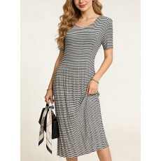 批发不挑年龄三宅褶皱<b class='q'>连衣裙</b>花色显瘦长裙