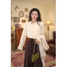 批发出货中  冬日爱丁堡 复古港风纯色加厚保暖花边打底衫 官图