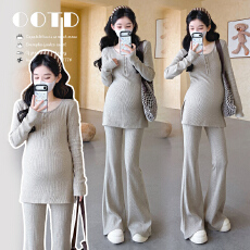 批发实拍 现 2026春季<b class='q'>修身</b>高弹气质针织开叉 上衣微喇裤洋气套装