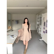 批发实拍实价~徐如蓝<b class='q'>同款</b>茶香可颂气质收腰<b class='q'>连衣裙</b>修身显瘦针织打底裙
