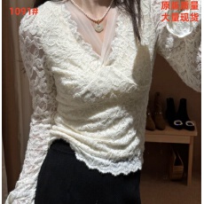 批发云絮蕾丝～v领<b class='q'>网纱</b>拼接蕾丝喇叭袖修身弹力<b class='q'>打底衫</b>