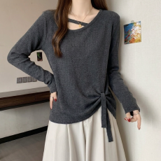 批发<b class='q'>大码</b>不规则长袖T恤女秋季内搭胖mm显瘦宽松设计感小众打底衫上衣