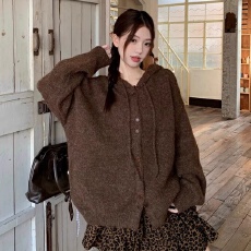 批发韩系软糯<b class='q'>宽松</b>针织连帽毛衣外套女春秋温柔风甜美别致长袖<b class='q'>上衣</b>开衫