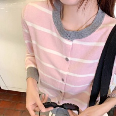 批发韩系杏色条纹短款针织<b class='q'>开衫</b>配吊带女外搭上衣早秋氛围感穿搭