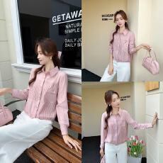 批发春夏新款长袖舒适衬衫条纹拼接女士百搭小衫漂亮<b class='q'>妈妈装</b><b class='q'>上衣</b>