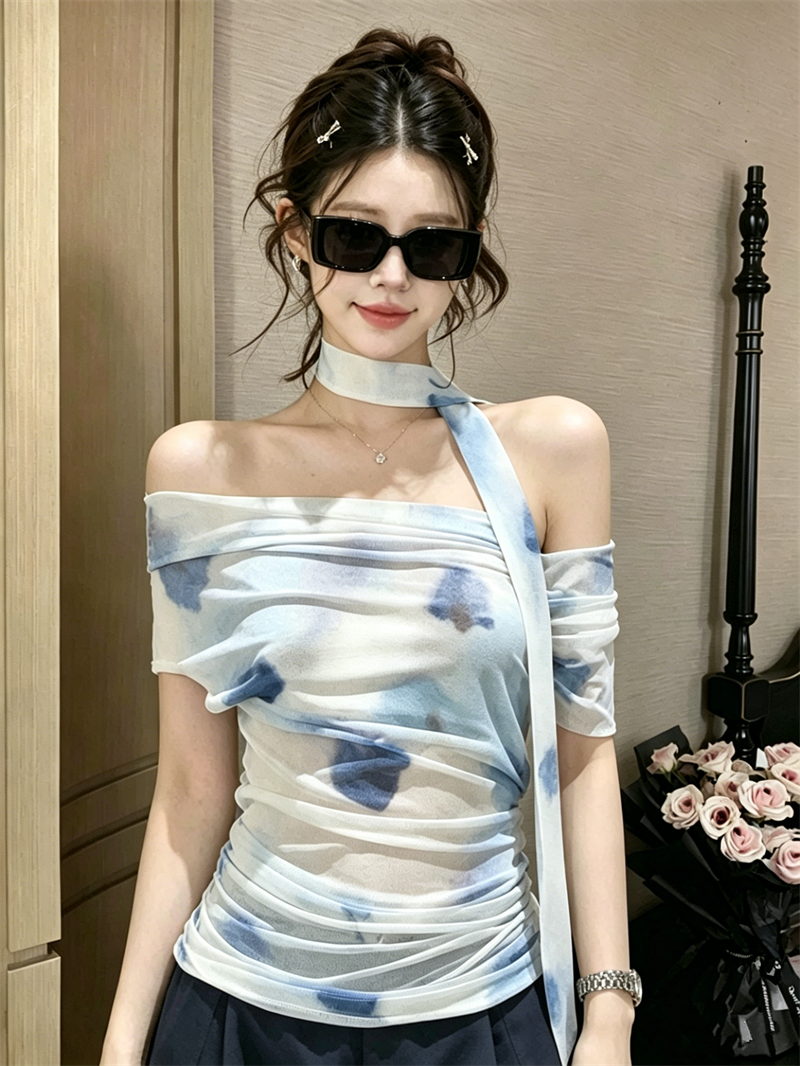 헤일로 염색 꽃 비스듬한 어깨 티셔츠 여성 여름 레트로 몸매 가꾸기 슬림해 보이는 주름 디자인 센스 얇은 스타일 맨위 실사 정가