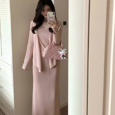 批发粉色吊带长袖开衫早<b class='q'>春</b>漂亮套装女2026a字半身裙三件套