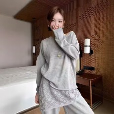 批发女装韩系针织上衣屁帘裤两件套装<b class='q'>春</b>季2026超火穿搭一整套