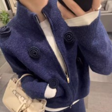 批发一整套ootd穿搭套装女2026新款蓝色立体花朵针织开衫休闲<b class='q'>裤</b>两件套