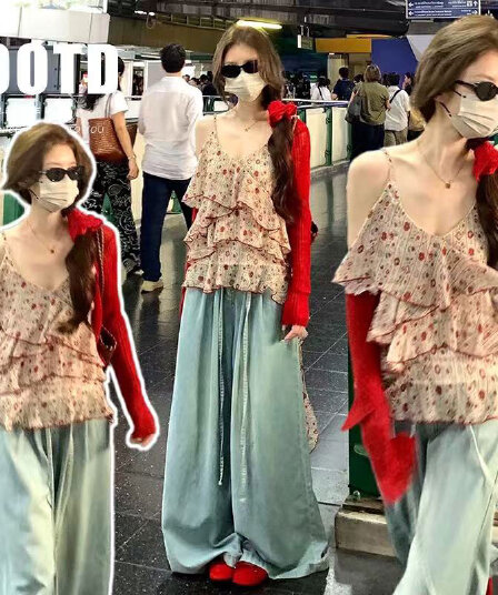 라스베리 과일 우유 냉동 여름 새로운 쉬폰 빨간색 꽃무늬 작은 슬링 여성 민소매 풀오버 기본 셔츠 맨위