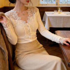 批发纯欲甜辣妹<b class='q'>蕾丝</b>镂空拼接打底衫修身长袖上衣