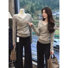 批发天猫抖音品质 设计感交叉v领针织毛衣女