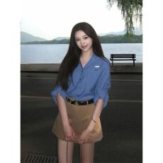 批发高级感克莱因蓝长袖<b class='q'>衬衫</b>女