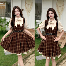 批发实拍夏款2026大码校园小说女主<b class='q'>假两件</b><b class='q'>连衣裙</b>裙女学院风短袖百褶裙