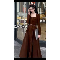 批发小八定制须尽欢25秋季新款中式轻奢气质设计师<b class='q'>连衣裙</b>