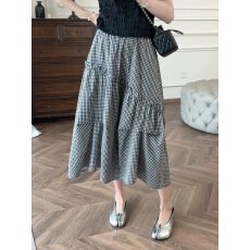批发春夏 松紧腰法式黑白格子不规则高腰A字半身裙女长款