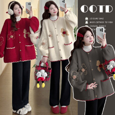 批发实拍 冬季加厚<b class='q'>韩版</b>创意立体小马毛衣外套+打底衫+裤子潮妈三件套