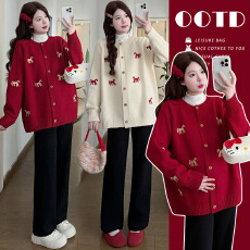 实拍 冬季韩系精美刺绣新年小马毛衣外套+打底衫+裤子潮妈三件套