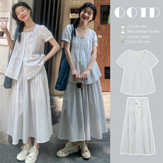 批发夏季气质方领风琴褶设计感<b class='q'>上衣</b>+抽绳半身裙孕妈法式套装