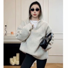 批发2025<b class='q'>韩国</b>东大门秋冬毛衣连帽字母绣花毛衣女