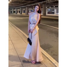 批发法式<b class='q'>时尚</b><b class='q'>女装</b>极简轻熟风无袖上衣潮流<b class='q'>时尚</b>百搭<b class='q'>休闲</b>半身裙女士套装