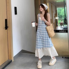 批发蕾丝拼接格子吊带裙连衣裙女2026夏季新款清新宽松<b class='q'>显瘦</b>假两件裙子