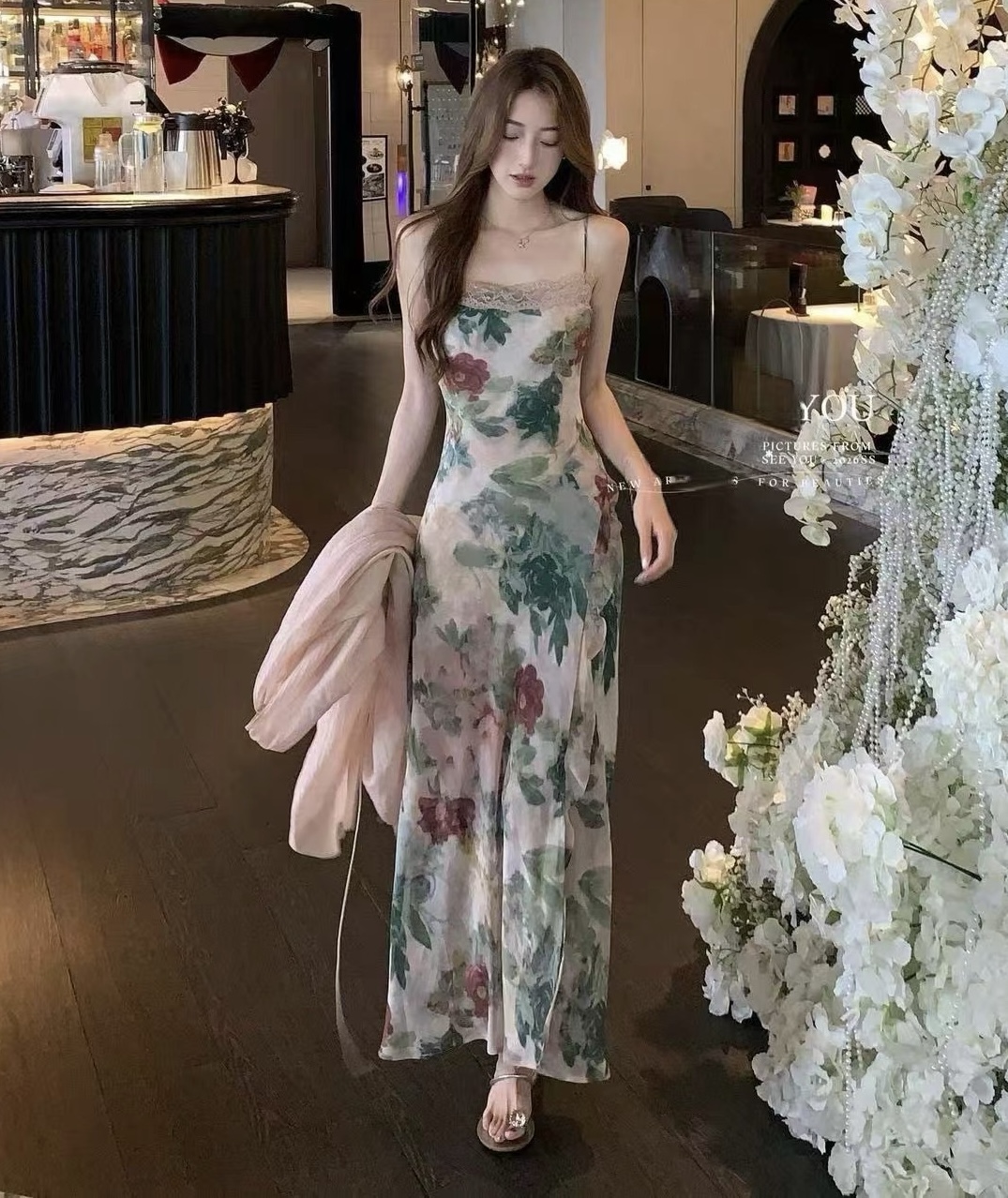 2026 여름 새로운 프랑스식 홀치기 염색 여성 드레스 여름 자외선 차단 숄 프릴 허리 수축 슬림해 보이는 슬립 드레스
