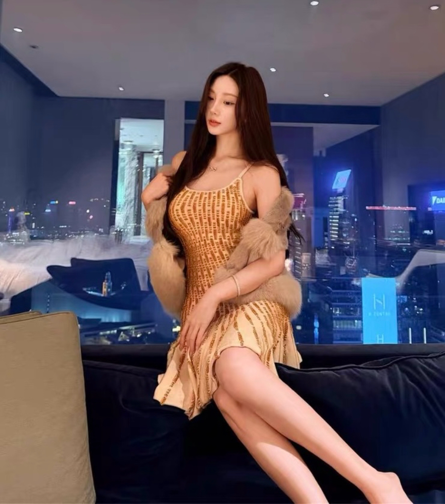 먼지 덩 덩 프랑스식 슬립 여성 드레스 2026 여름 새로운 니트 A라인 스커트 품격 튜브탑 치마