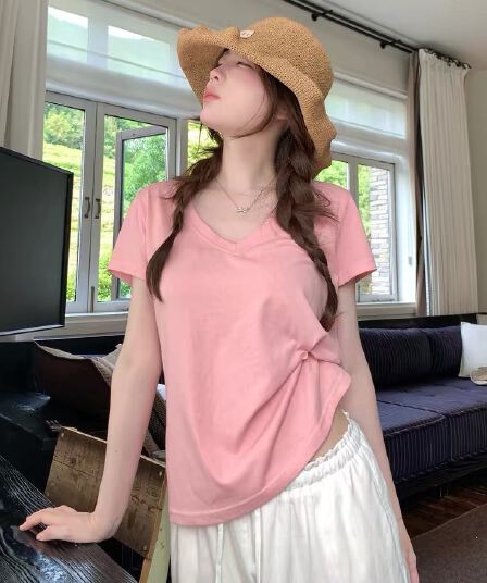 ptonumi 다른 학위 분말 V넥 눈꽃 면 마이크로 긍정적 인 어깨 반팔 티셔츠 여성 한 부서 착용 가져 가라. 루즈핏 맨위