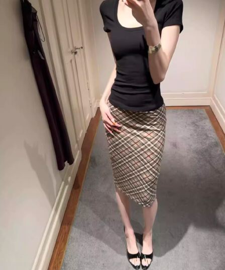 검정색 u 칼라 긍정적 인 어깨 반팔 여성 여름 한 부서 착용 가져 가라. 세트 완료 체크무늬 타이트 스커트 반신 치마 세트